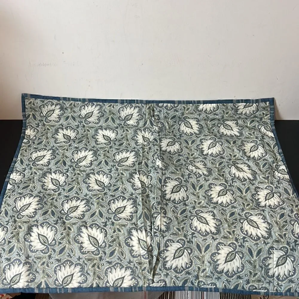 Pottery Barn Florrella Patchwork Quilted sham